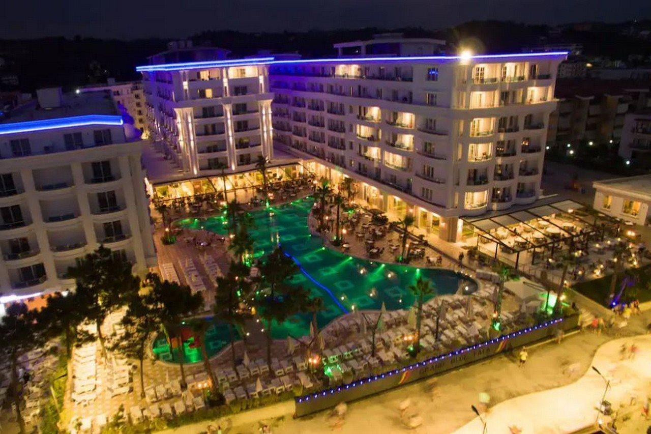 Grand Blue Fafa Resort & Spa دراس المظهر الخارجي الصورة