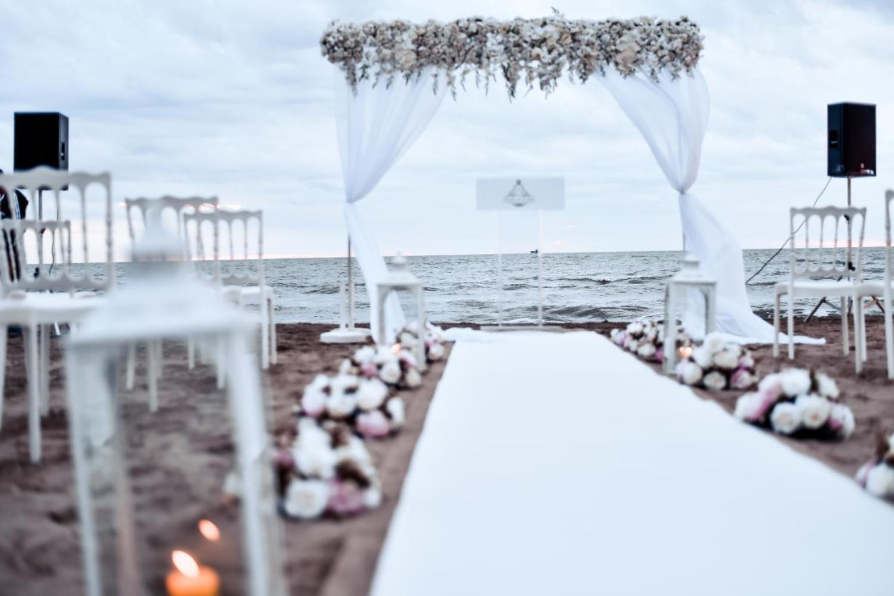 Grand Blue Fafa Resort & Spa دراس المظهر الخارجي الصورة